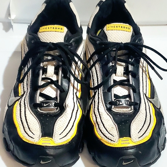 NIKE SHOX "LIVE STRONG" EDITION ATHLETIC SHOES. MENS Sz:10. GREAT CONDITION! - Picture 2 of 11